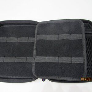 KEYSJEFF Smart Watch Bands Hard Zipper Travel Case 32 Storage Organizer Holder